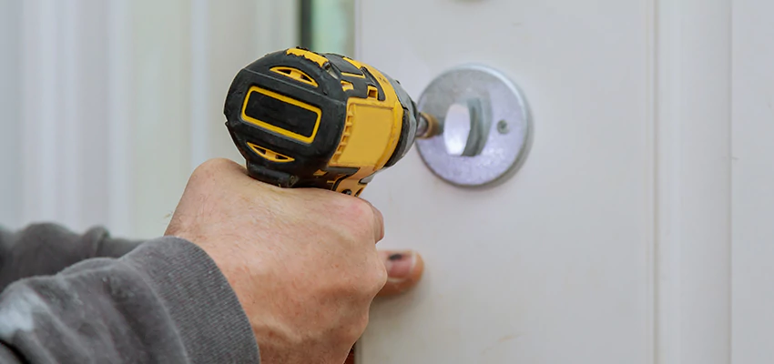 Street Locksmith For Smart Lock Repair in Huntington Park, CA