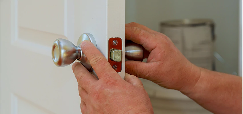 AAA Locksmiths For lock Replacement in Huntington Park, California