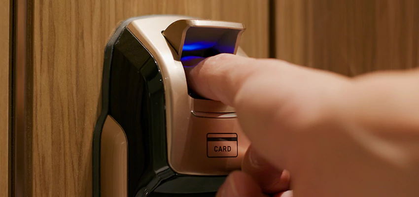 Locksmith Company For Window Lock Installation in Huntington Park, California