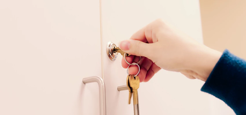 Cabinet Electronic Locks Repair in Huntington Park, California